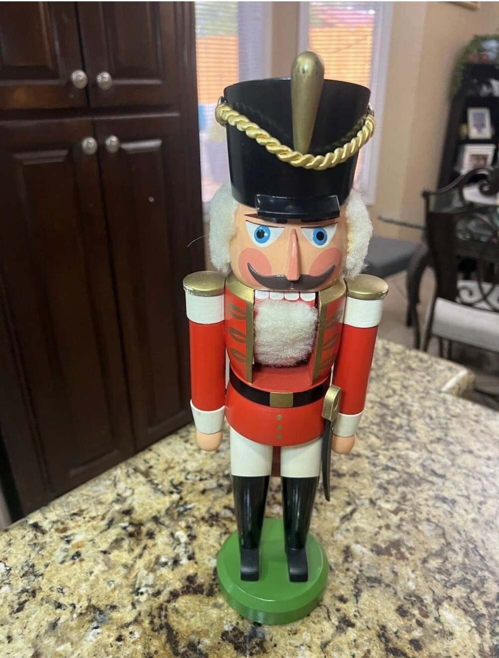 Expertic German Wooden Nutcracker Guard Size 13.5 Red Soldier